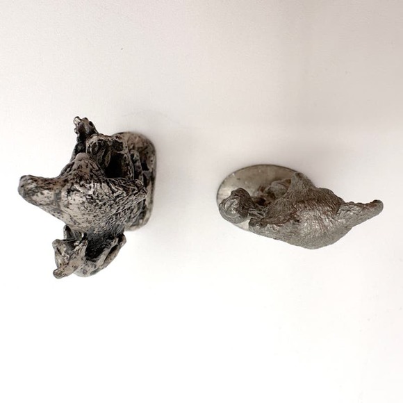 Lot of Two Pewter Koala Figurines Michael Ricker and Spoontiques Vintage 70s 80s - Picture 8 of 13